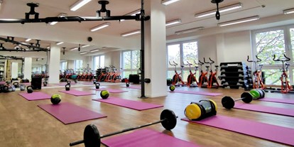 FitnessStudio Suche - Yoga - Sportcenter by Peter Hensel