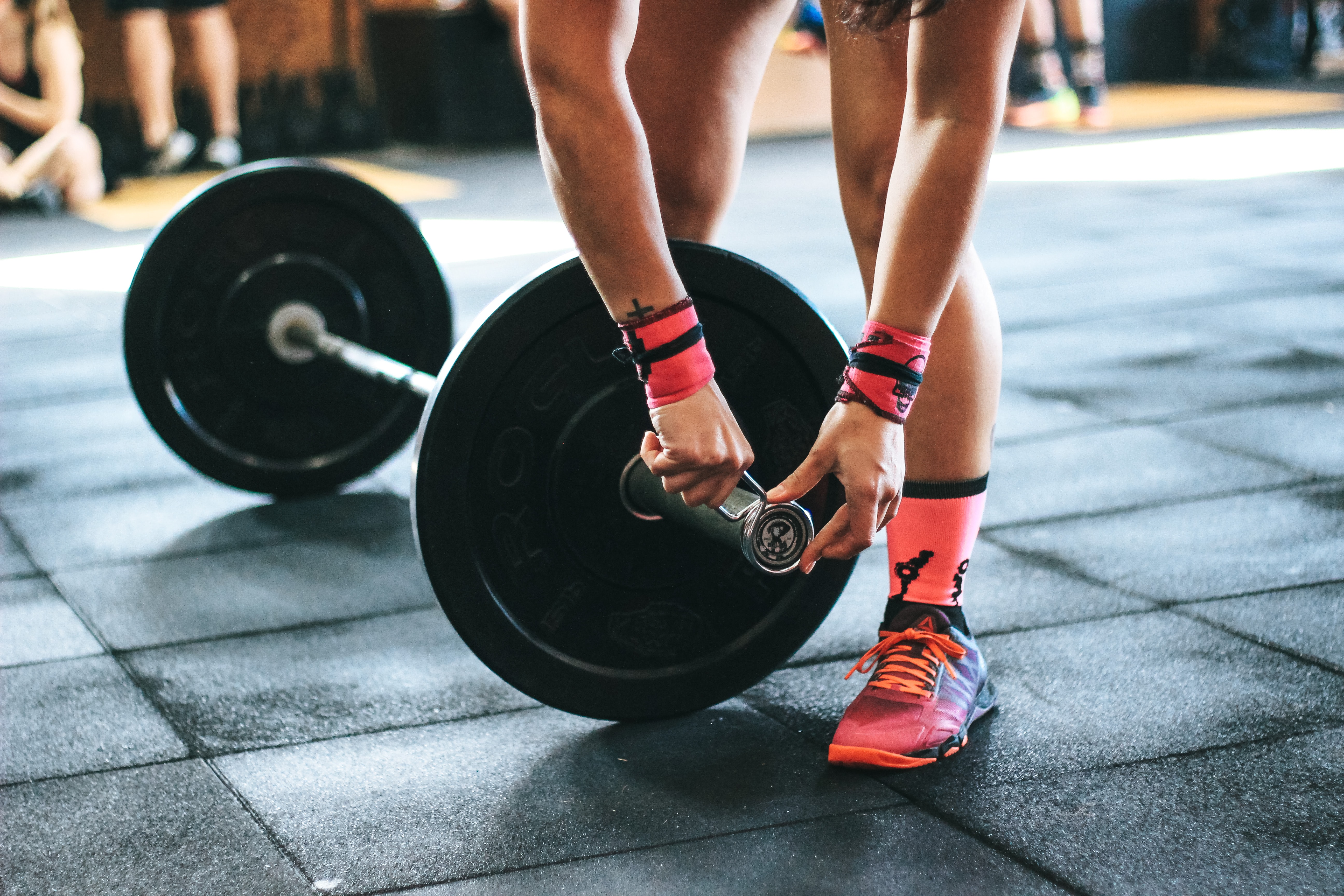 Langhantelübungen für Anfänger| effektiv für Muskelaufbau und Krafttraining  - trainingsland.de