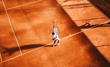 Sandplatz-Tennis: Starte jetzt mit der Vorbereitung - trainingsland.de