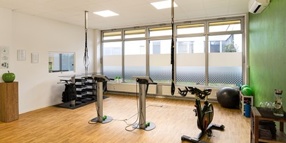 FitnessStudio Suche - abschließbare Umkleideschränke - Waldkraiburg - FEEL GOOD Studio