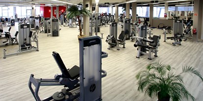 FitnessStudio Suche - Kostenfreie Parkplätze - Oberbayern - clever fit - Geretsried