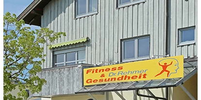 FitnessStudio Suche - kostenfreie Duschen - Fitness-Studio Holzkirchen - Fitness & Gesundheit Dr. Rehmer - Holzkirchen