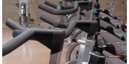 FitnessStudio Suche - kostenfreie Duschen - Indoor Cycling - Fitness & Gesundheit Dr. Rehmer - Holzkirchen