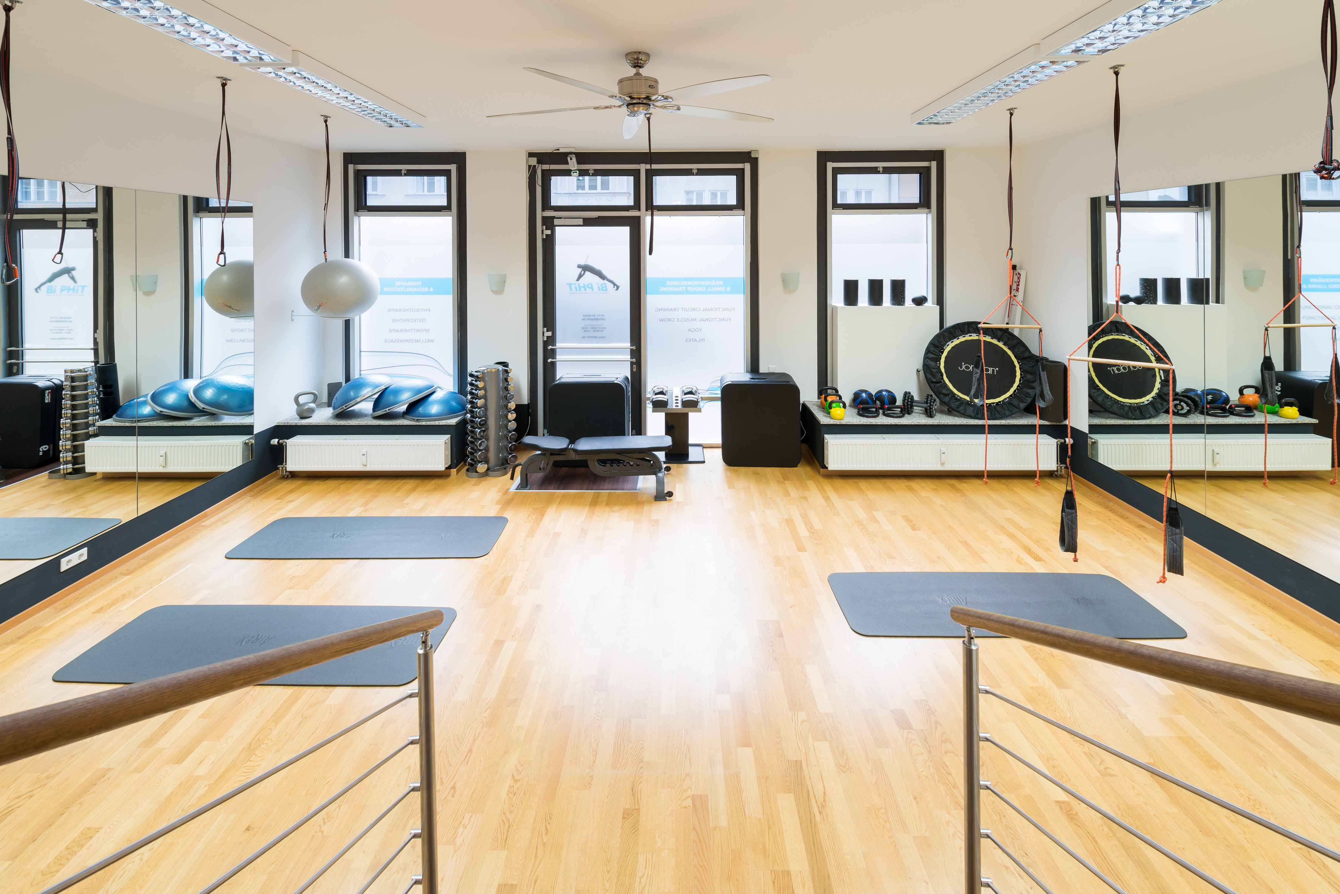 FitnessStudio Suche - Gerätetraining - Oberbayern - Trainingsflächen Bi PHiT - Bi PHiT Personal Training Studio – Rumfordstr.