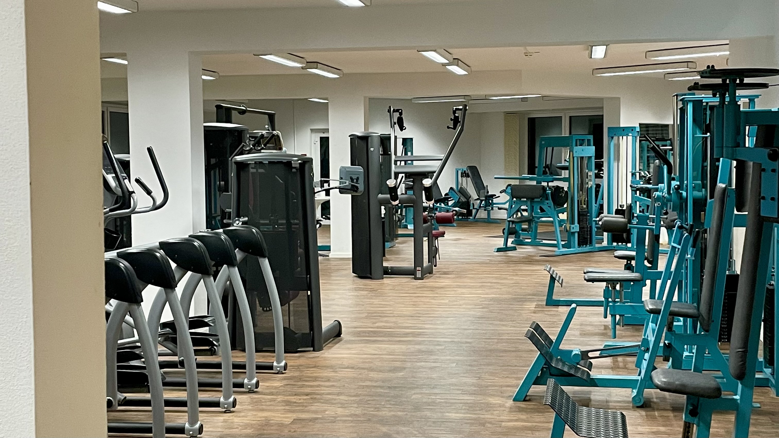 FitnessStudio Suche - Gerätetraining - Oberbayern - Sportcenter by Peter Hensel
