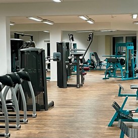 FitnessStudio: Sportcenter by Peter Hensel